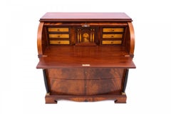 Bureau ancien avec compartiments de rangement, Europe du Nord, vers 1880.