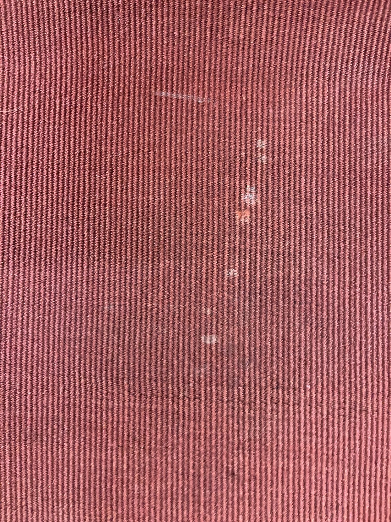 Rug & Kilim antique en bourgogne, 1900s Tapis tribal en laine tissé à plat 161x143 cm en vente 4