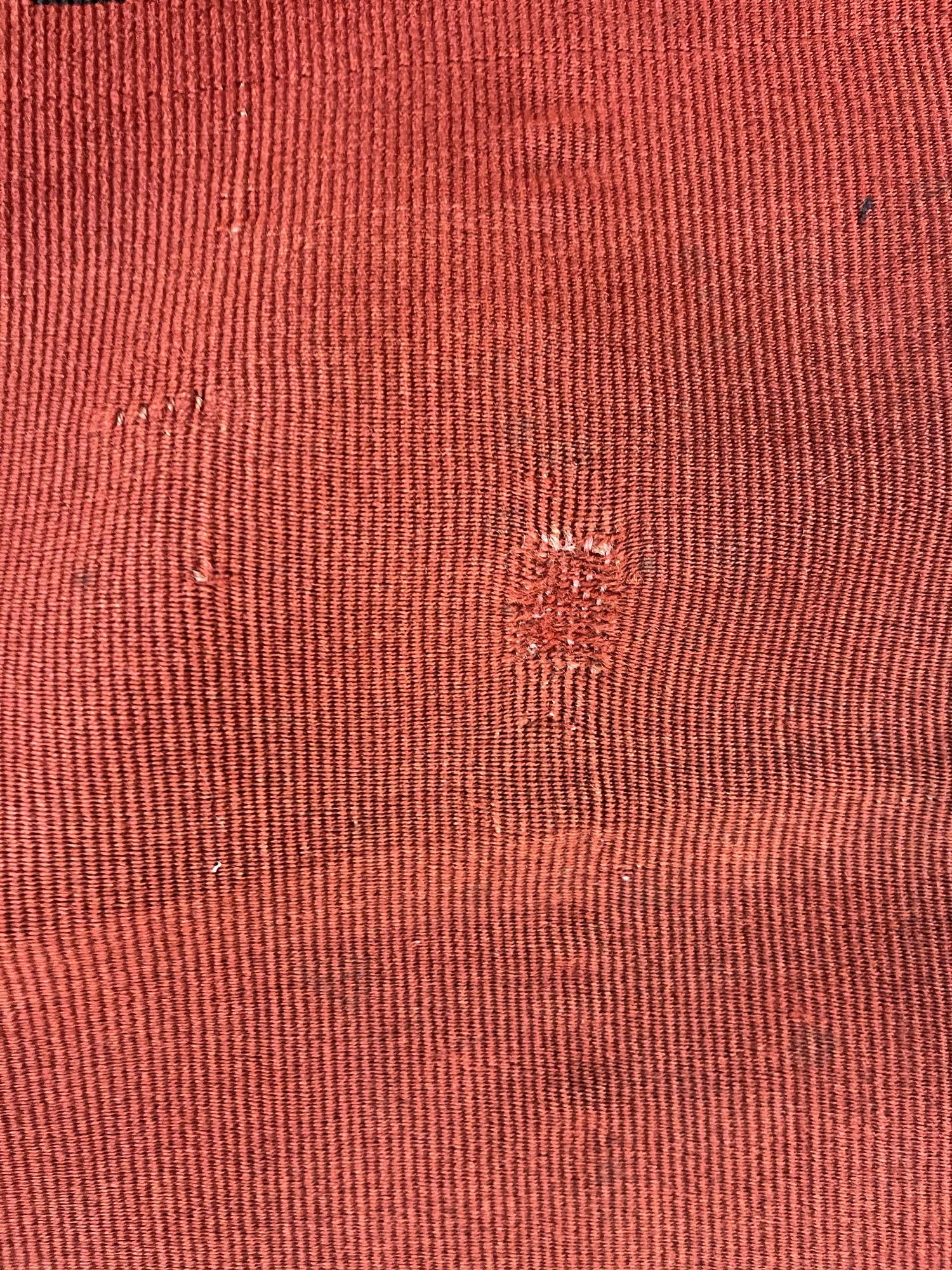 Rug & Kilim antique en bourgogne, 1900s Tapis tribal en laine tissé à plat 161x143 cm Excellent état - En vente à Wembley, GB