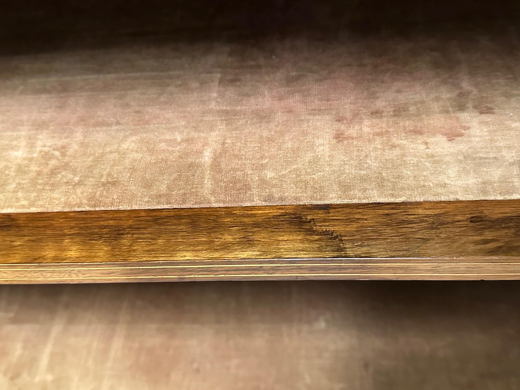 Bibliothèque/vitrine ancienne en ronce de noyer en vente 7