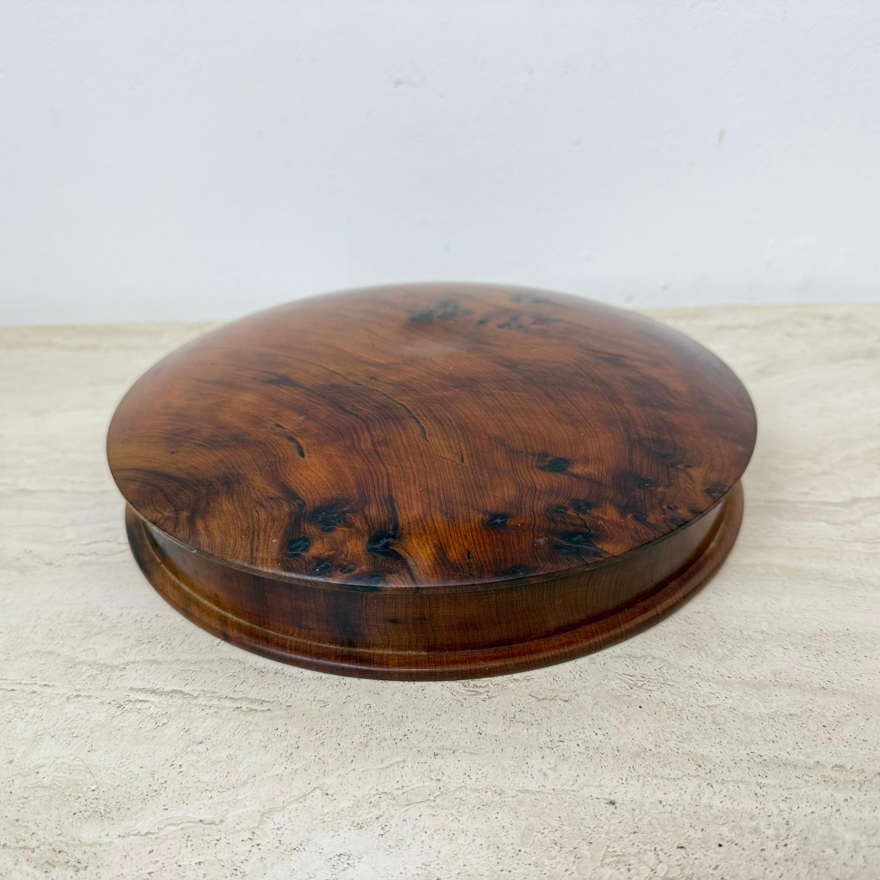 Antique burl wood bowl with lid jewelry box For Sale 4