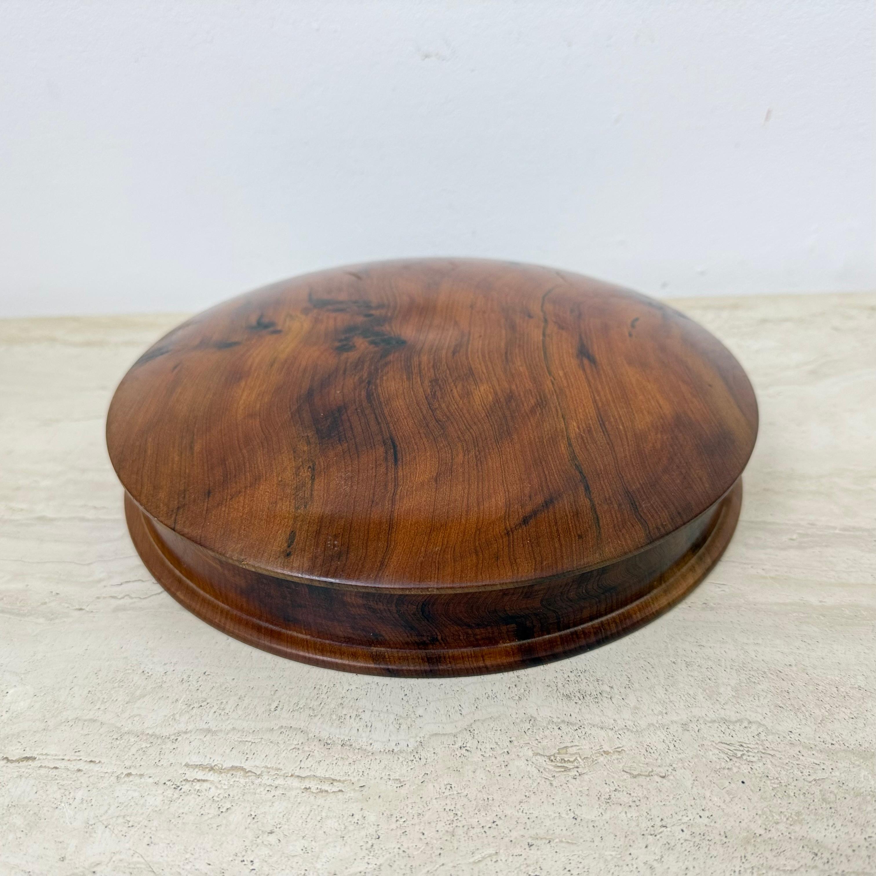 Antique burl wood bowl with lid jewelry box For Sale 7