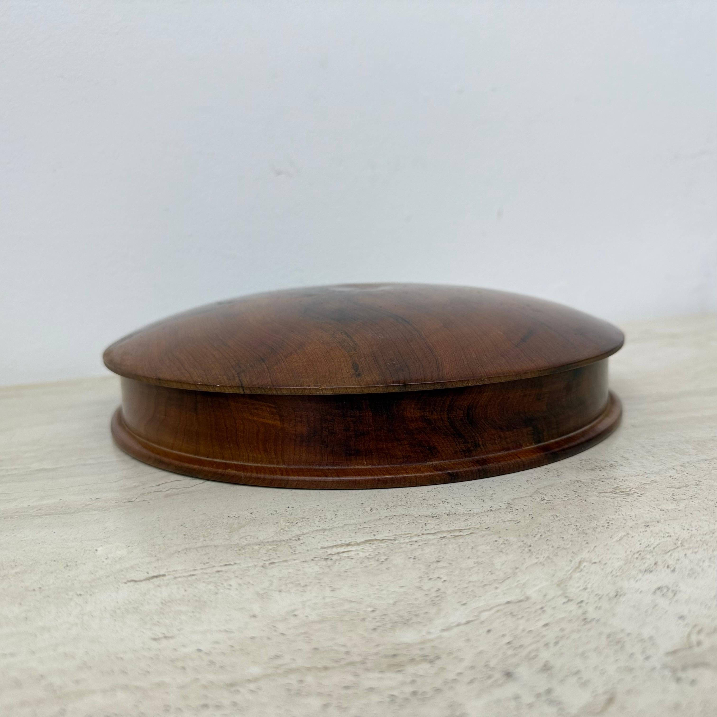 Antique burl wood bowl with lid jewelry box For Sale 11
