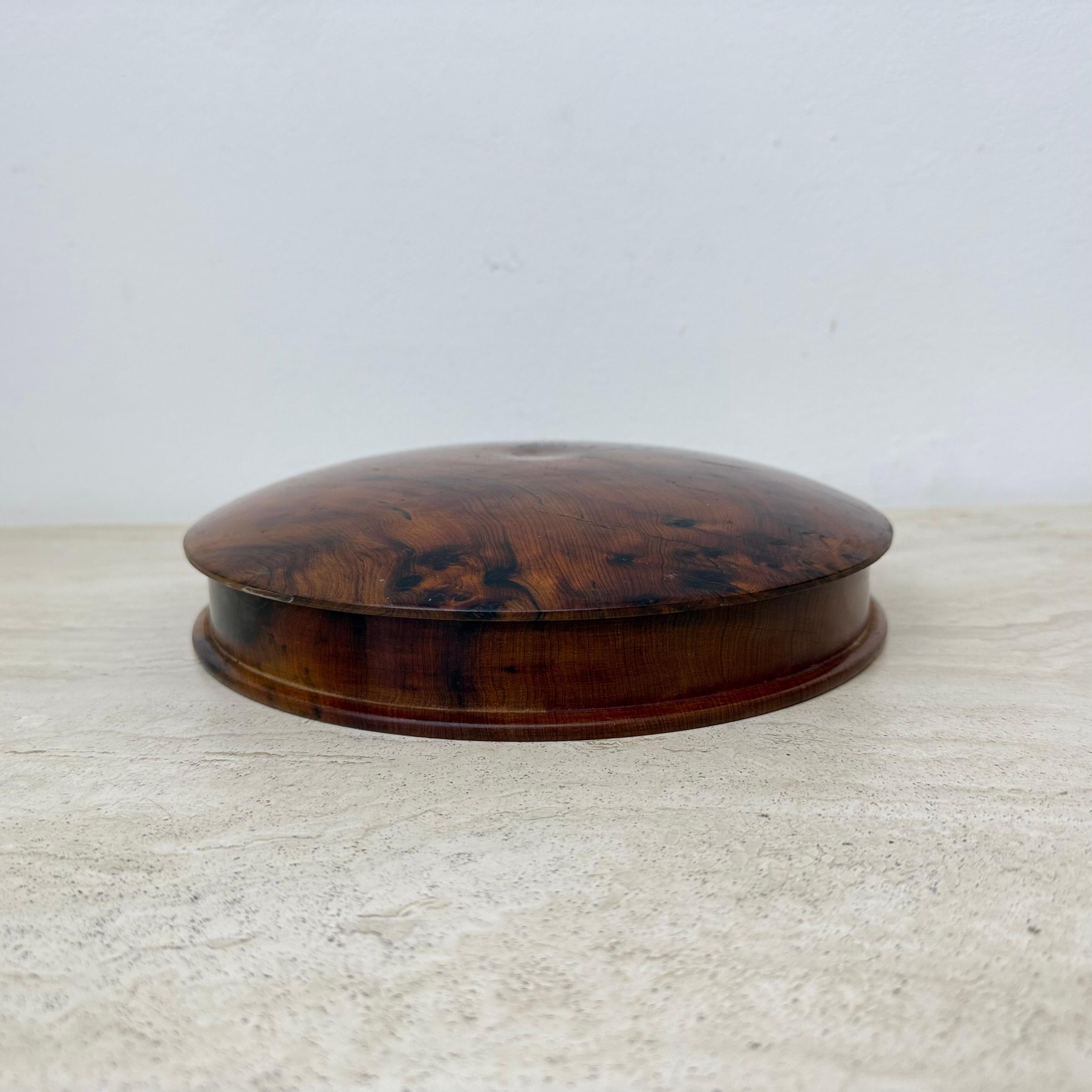 Antique burl wood bowl with lid jewelry box In Good Condition For Sale In Delft, NL