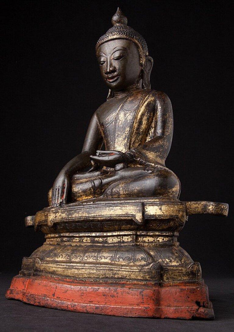 Antique Burmese Ava Buddha statue from Burma Original Buddhas For Sale