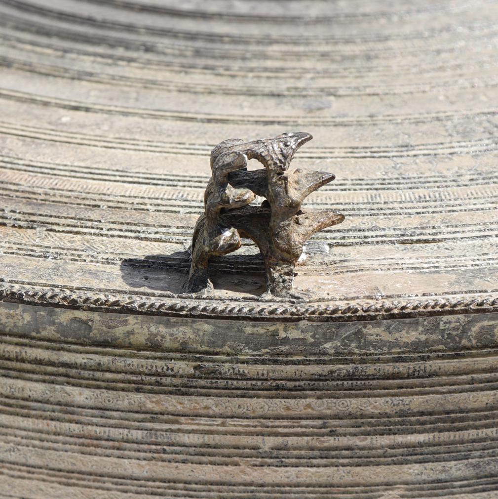 19th Century Antique Burmese Bronze Karen Frog Drum