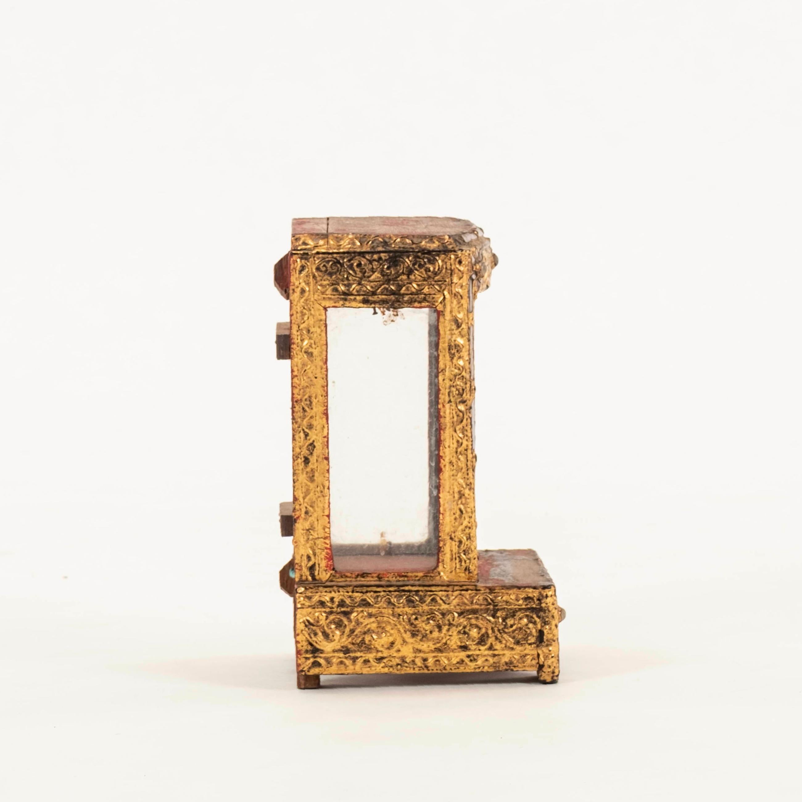 Antiguo Santuario Búdico Birmano en Bueno estado para la venta en Houston, TX