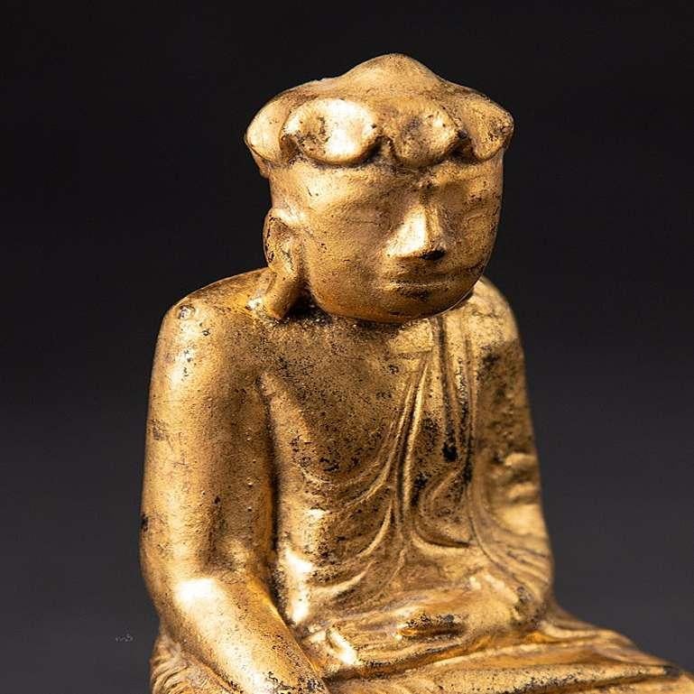 Antique Burmese Buddha Statue from Burma For Sale 2