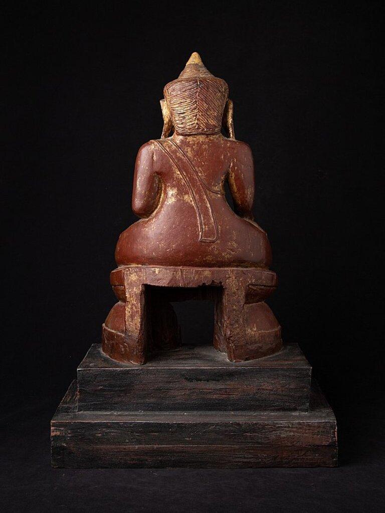 Antique Burmese Buddha statue from Burma For Sale 3
