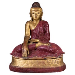 Ancienne statue de Bouddha birman de Birmanie