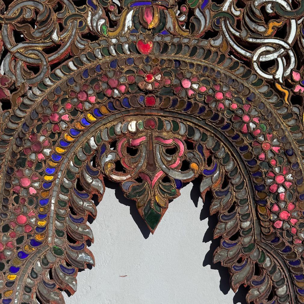 Antique Burmese Buddhist Decorative Backboard Mandorla Panel In Good Condition For Sale In Point Richmond, CA