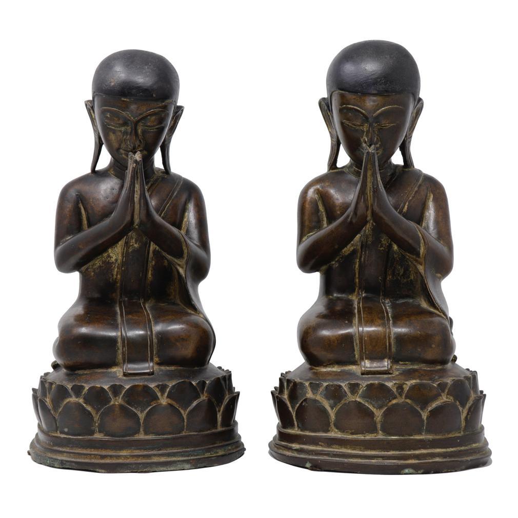 Other Antique Burmese Buddhist Opposing Pair of Bronze Monks, Shan States For Sale
