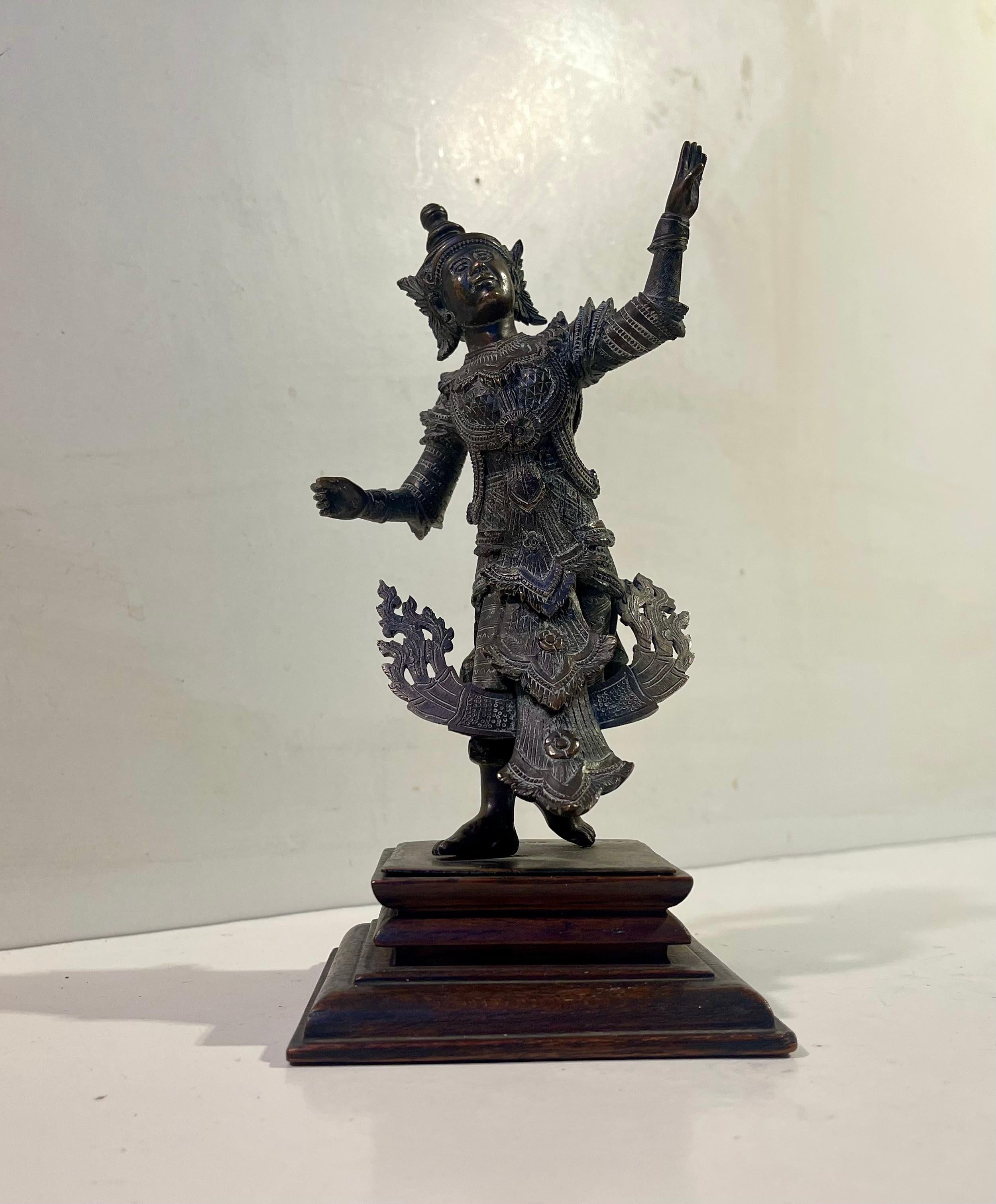 High Victorian Antique Burmese Cast Brass Courtly Dancer Figurine, Signed Maung Yai For Sale