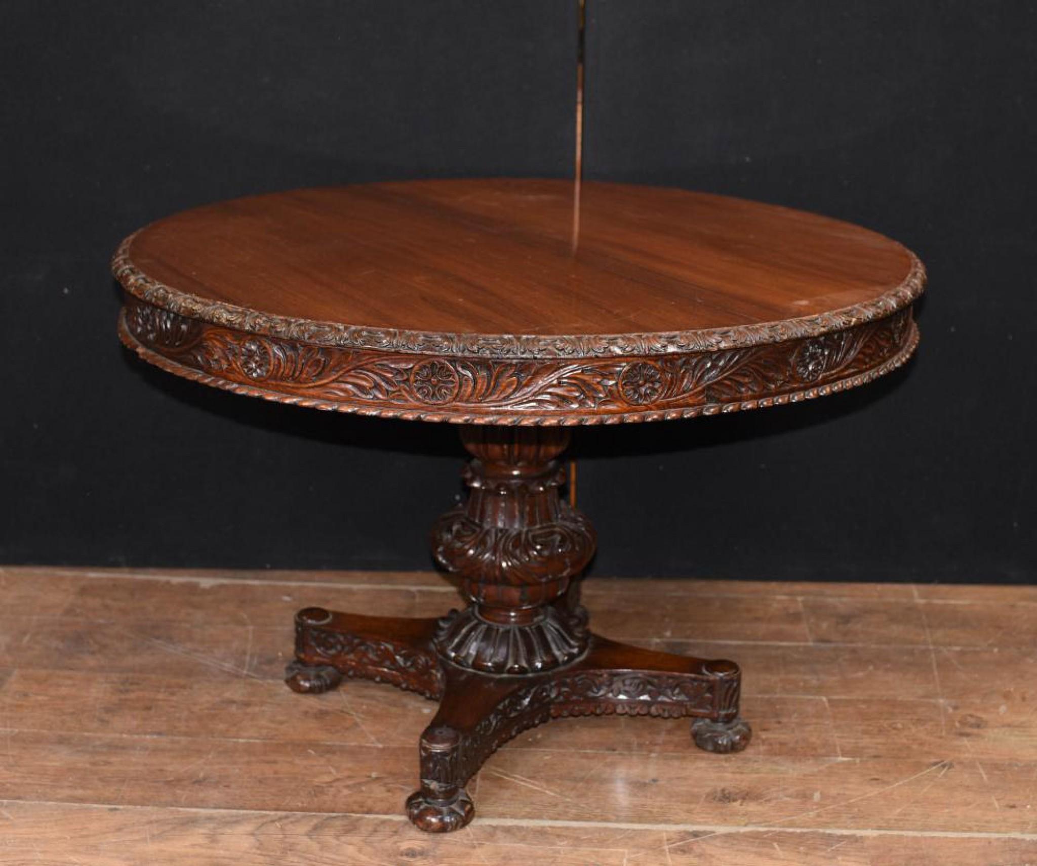 Ancienne table centrale birmane - Sculptée à la main en Birmanie Circa 1860 en vente 4