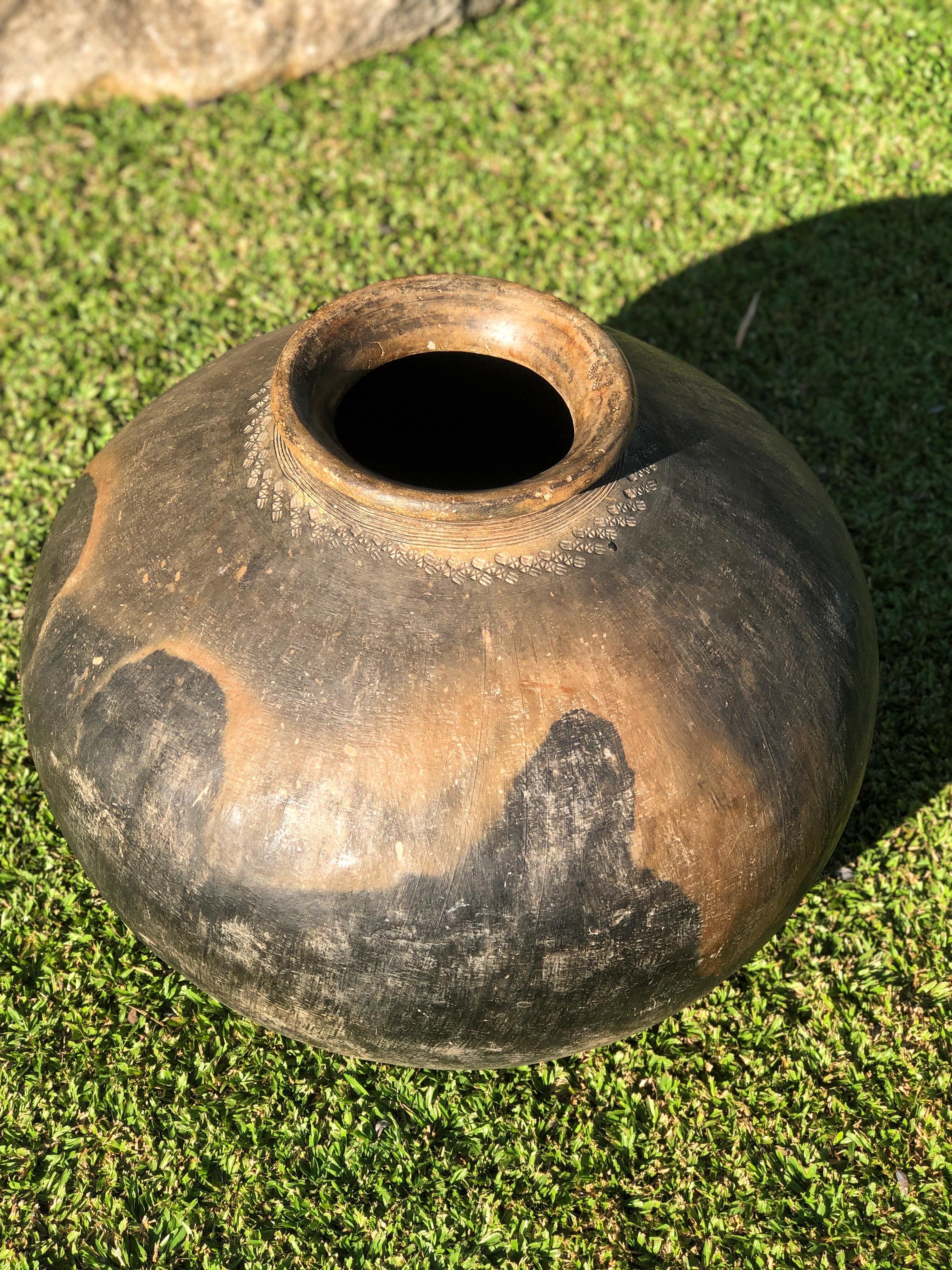 Antique Burmese Clay Pot Urn Vase, 19th Century Wabi Sabi Axel Vervoordt Style For Sale 1