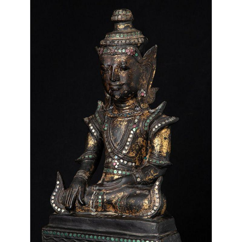 Antique Burmese Crowned Buddha Statue from Burma Original Buddhas For Sale 6