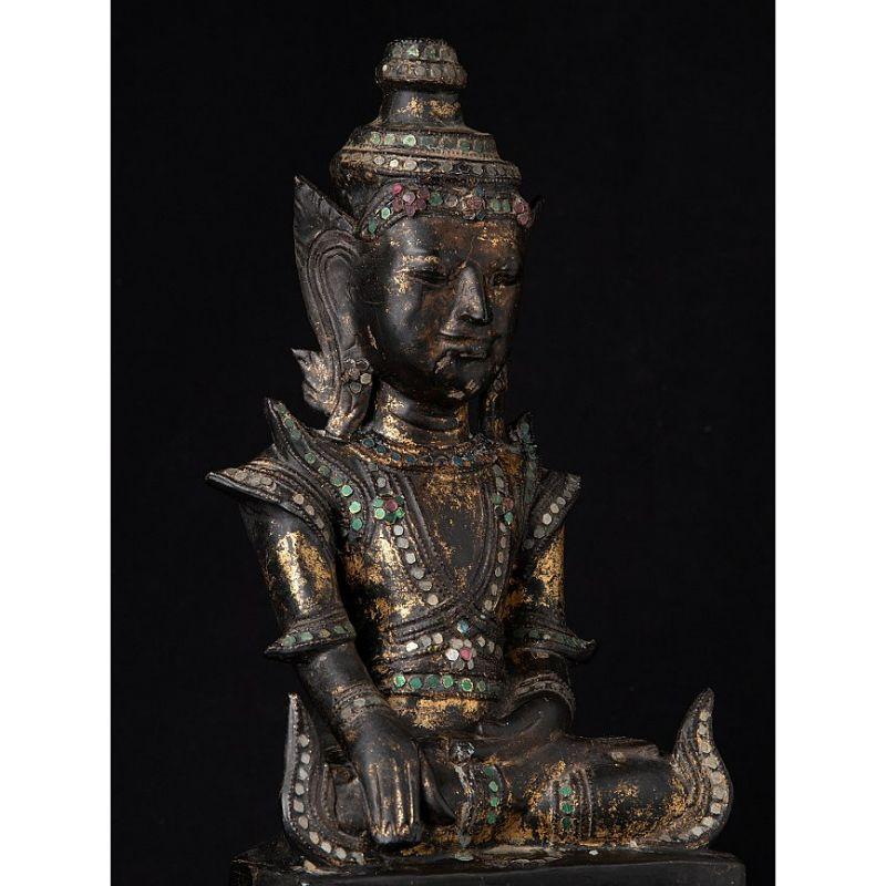 Ancienne statue de Bouddha birman couronnée de Birmanie  Bouddhas originaux en vente 2