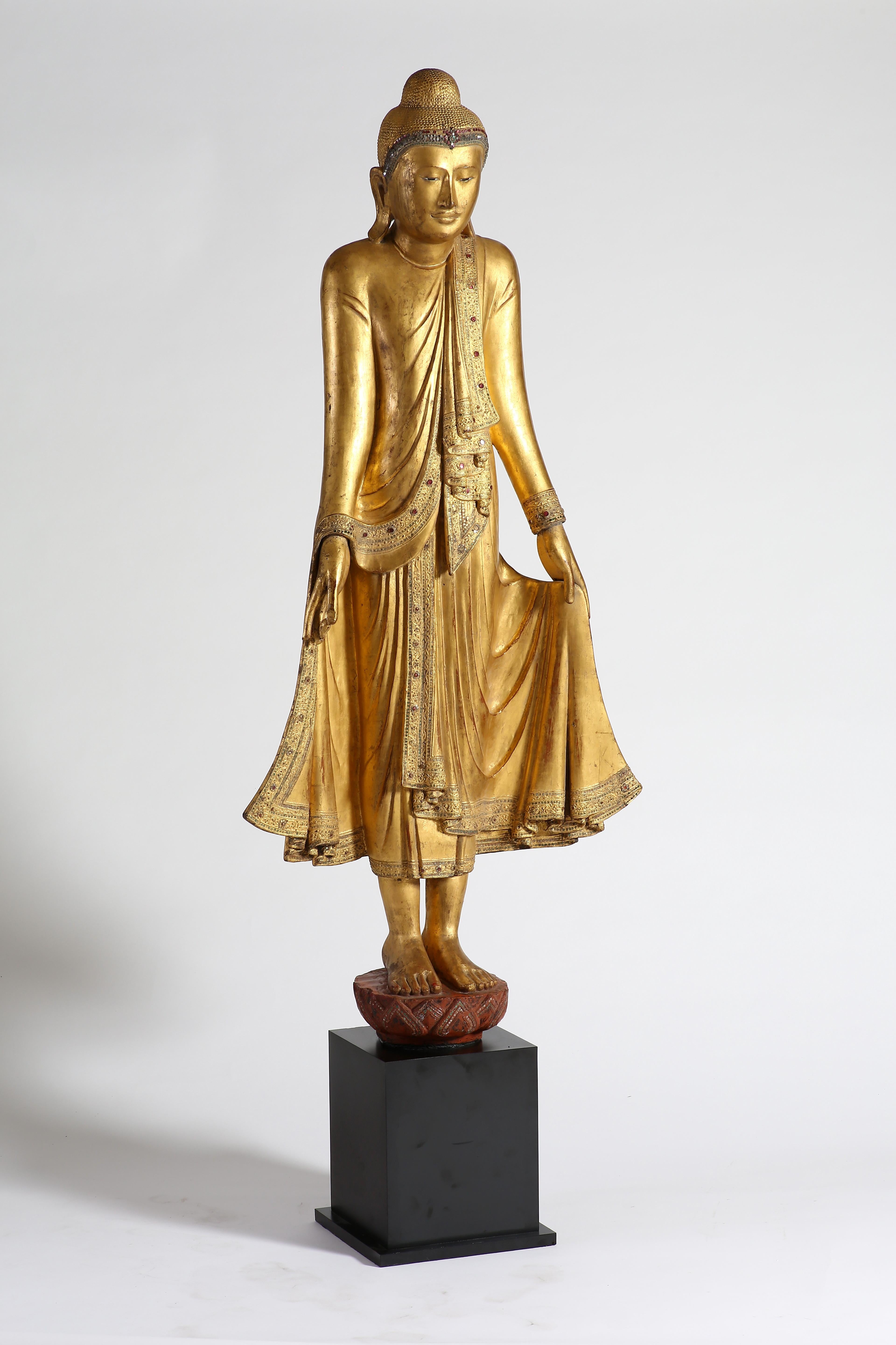 Antique Burmese Gilt Standing Buddha, Mandalay, 19th Century In Good Condition In 10 Chater Road, HK