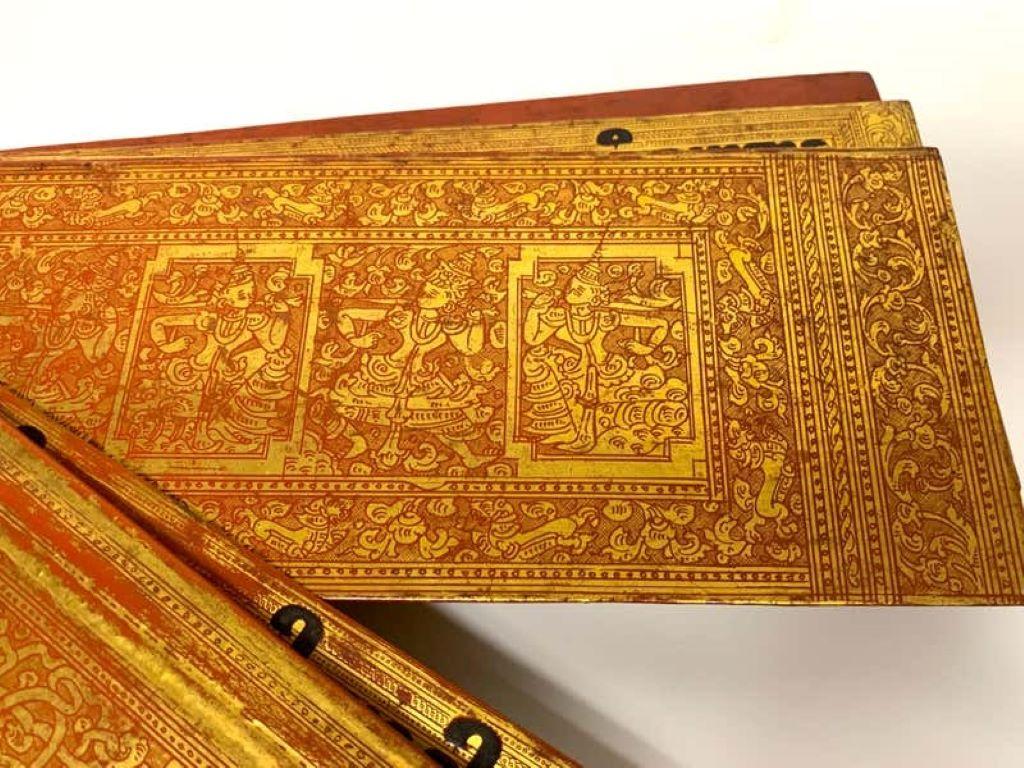 Antique Burmese Kammavaca Script in Lacquer For Sale 2