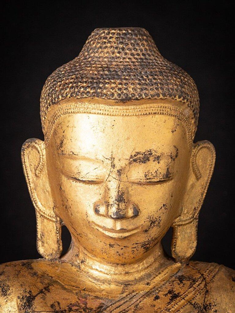 Antique Burmese Lacquerware Buddha Statue from Burma In Good Condition For Sale In DEVENTER, NL