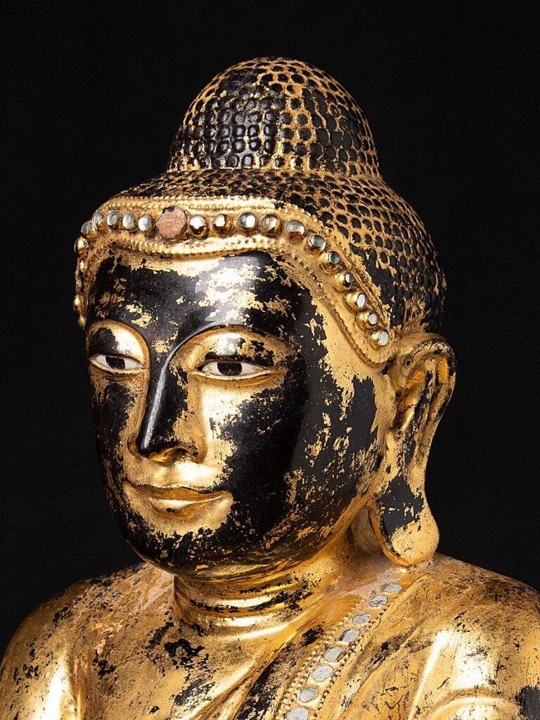 Antique Burmese Mandalay Buddha from Burma For Sale 7