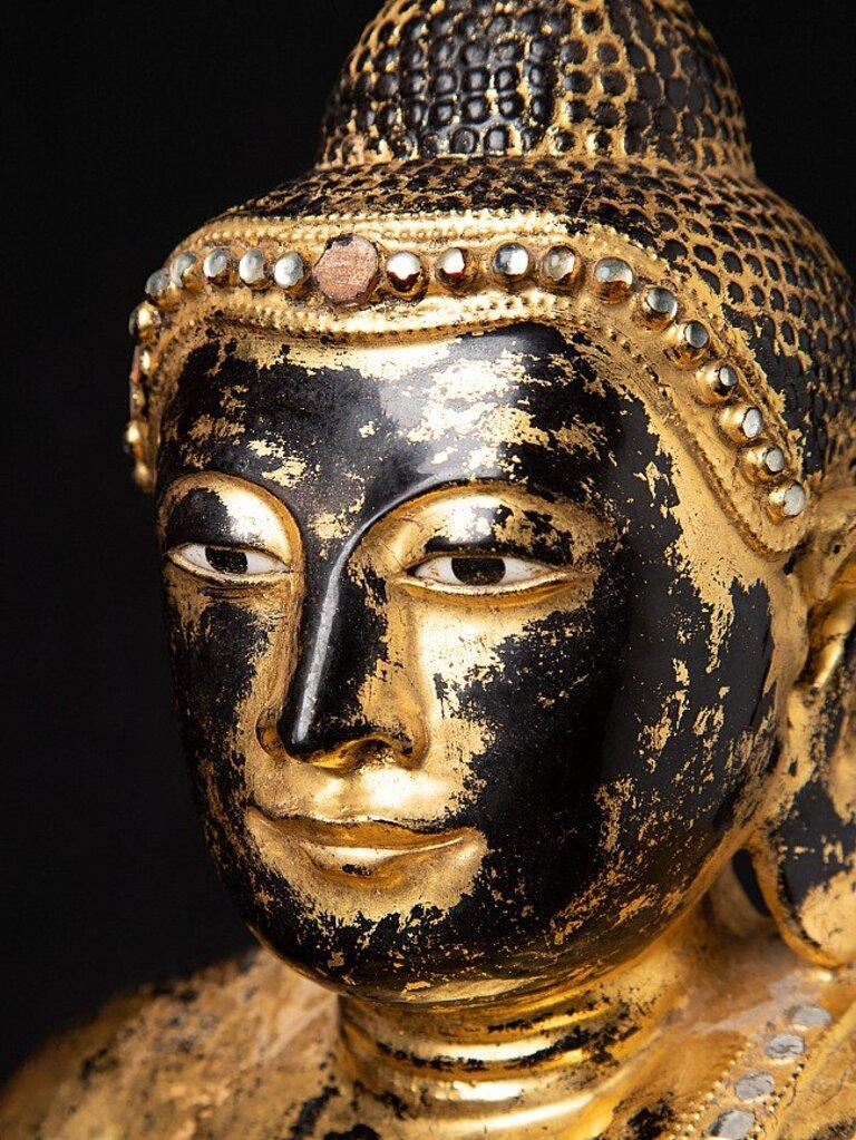 Antique Burmese Mandalay Buddha from Burma For Sale 10
