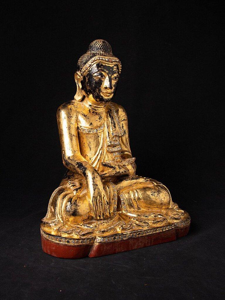 Antique Burmese Mandalay Buddha from Burma For Sale 1