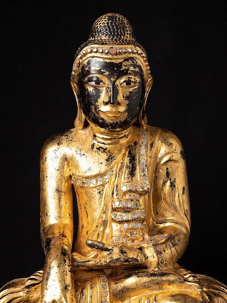 Antique Burmese Mandalay Buddha from Burma For Sale 4