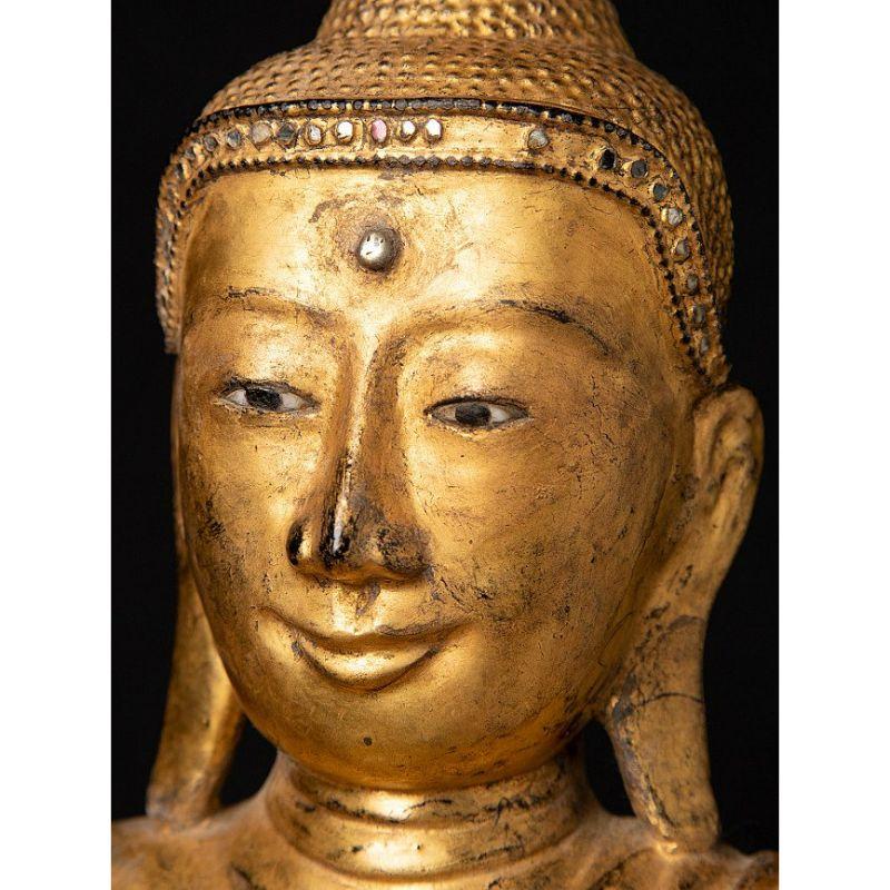 Antica statua di Buddha birmano Mandalay dalla Birmania in vendita 9