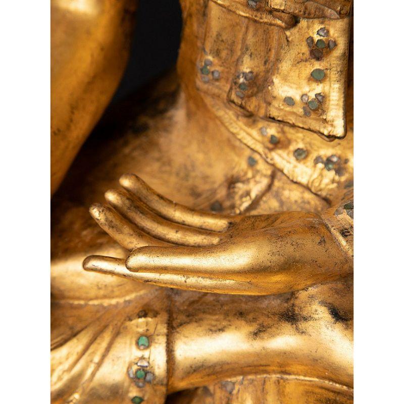 Antica statua di Buddha birmano Mandalay dalla Birmania in vendita 11