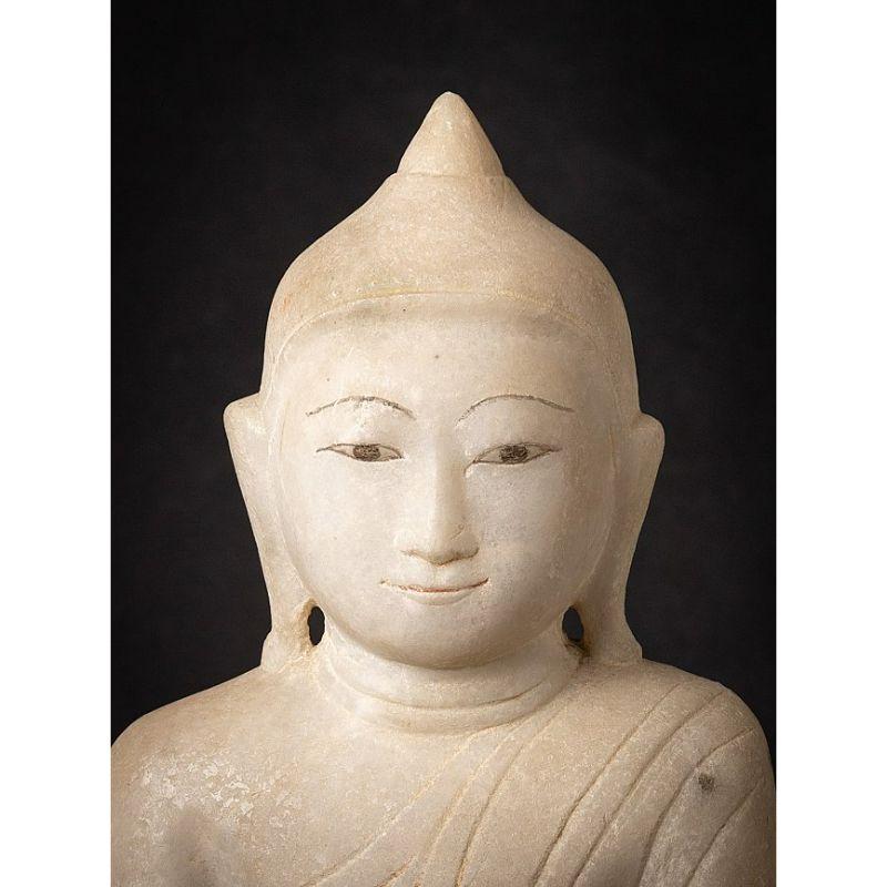 Antike burmesische Buddha-Statue aus burmesischem Marmor aus Burma (Birmanisch) im Angebot
