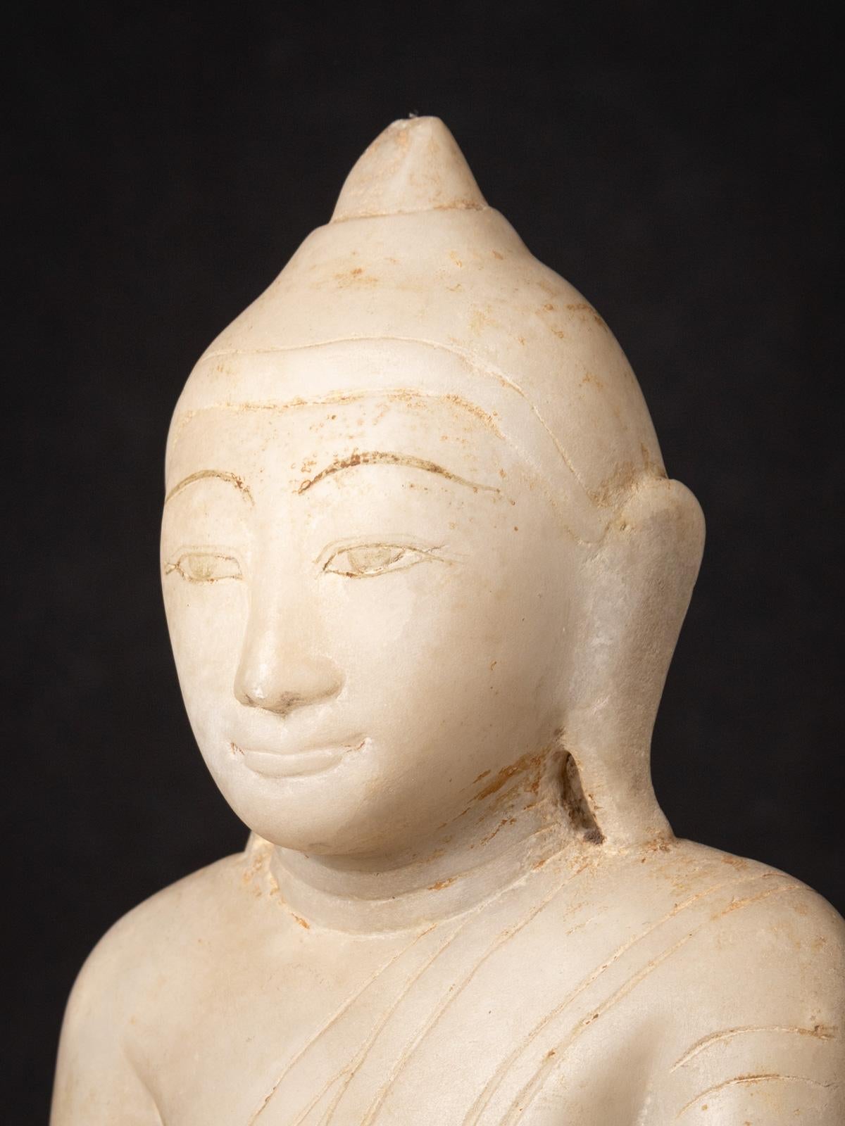 Ancien Bouddha Shan en marbre de Birmanie Bouddhas originaux en vente 8