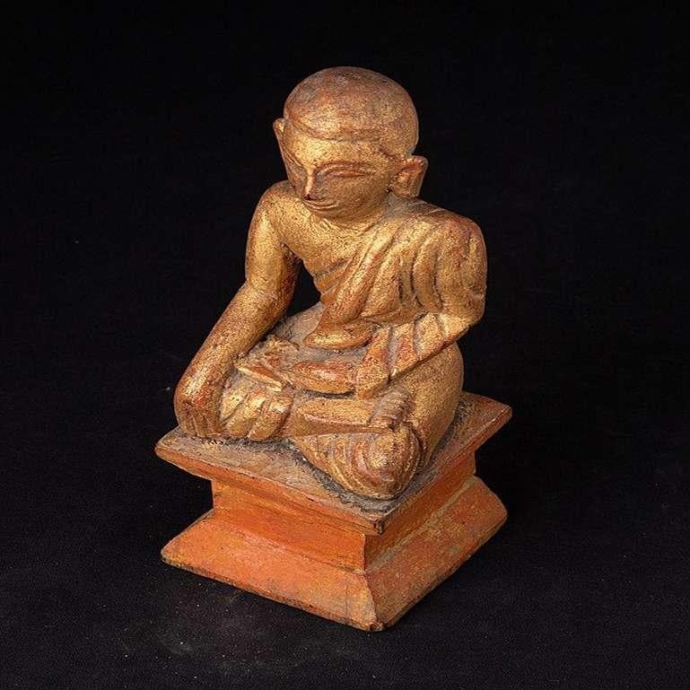 Antique Burmese monk statue from Burma For Sale 8