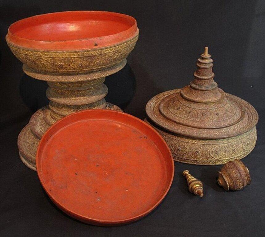 Antique Burmese Offering Vessel from Burma For Sale 3