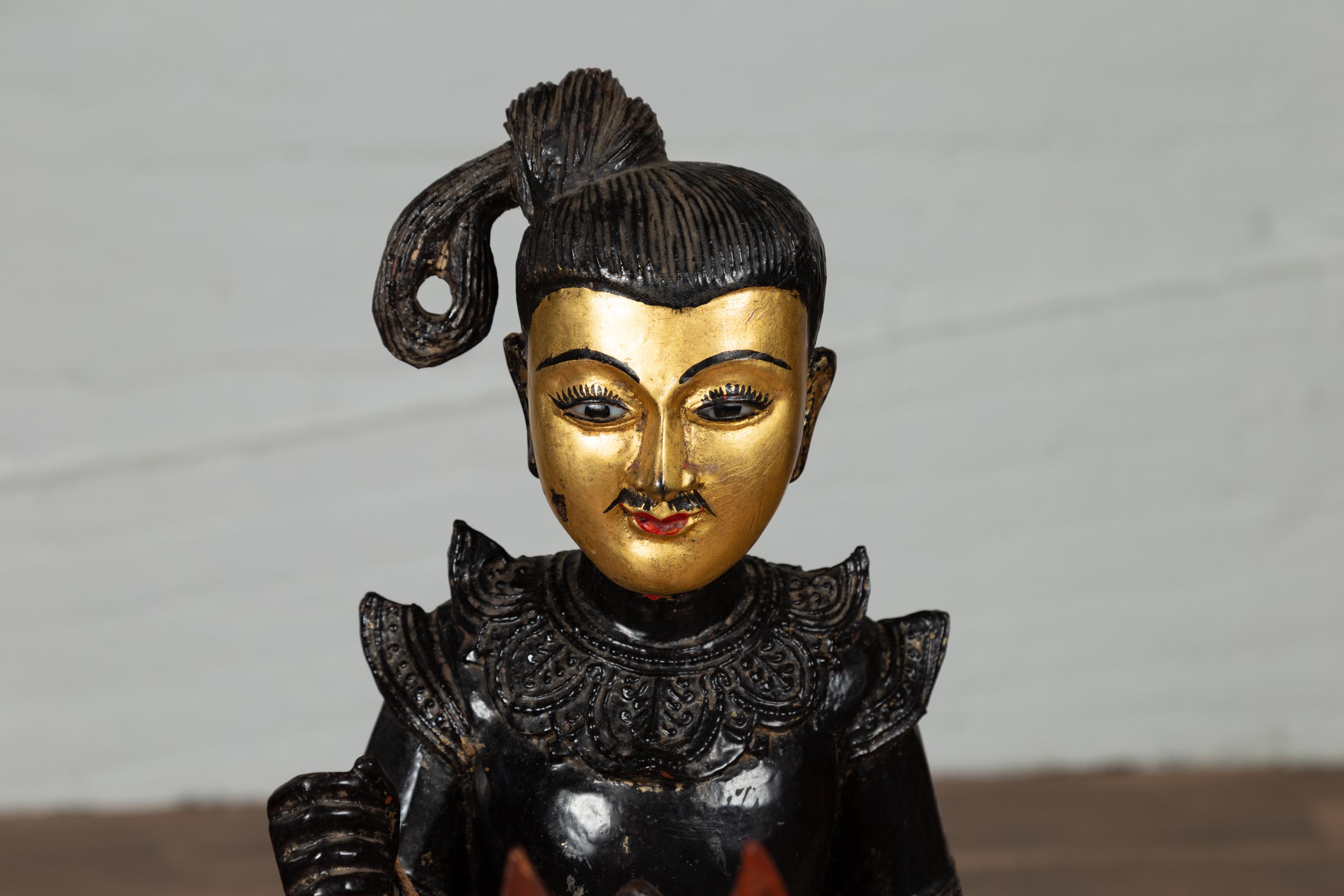 Polychrome Vintage-Kriegerstatue auf Pferd aus Holz, Vintage, auffällige dekorative Skulptur im Angebot 8