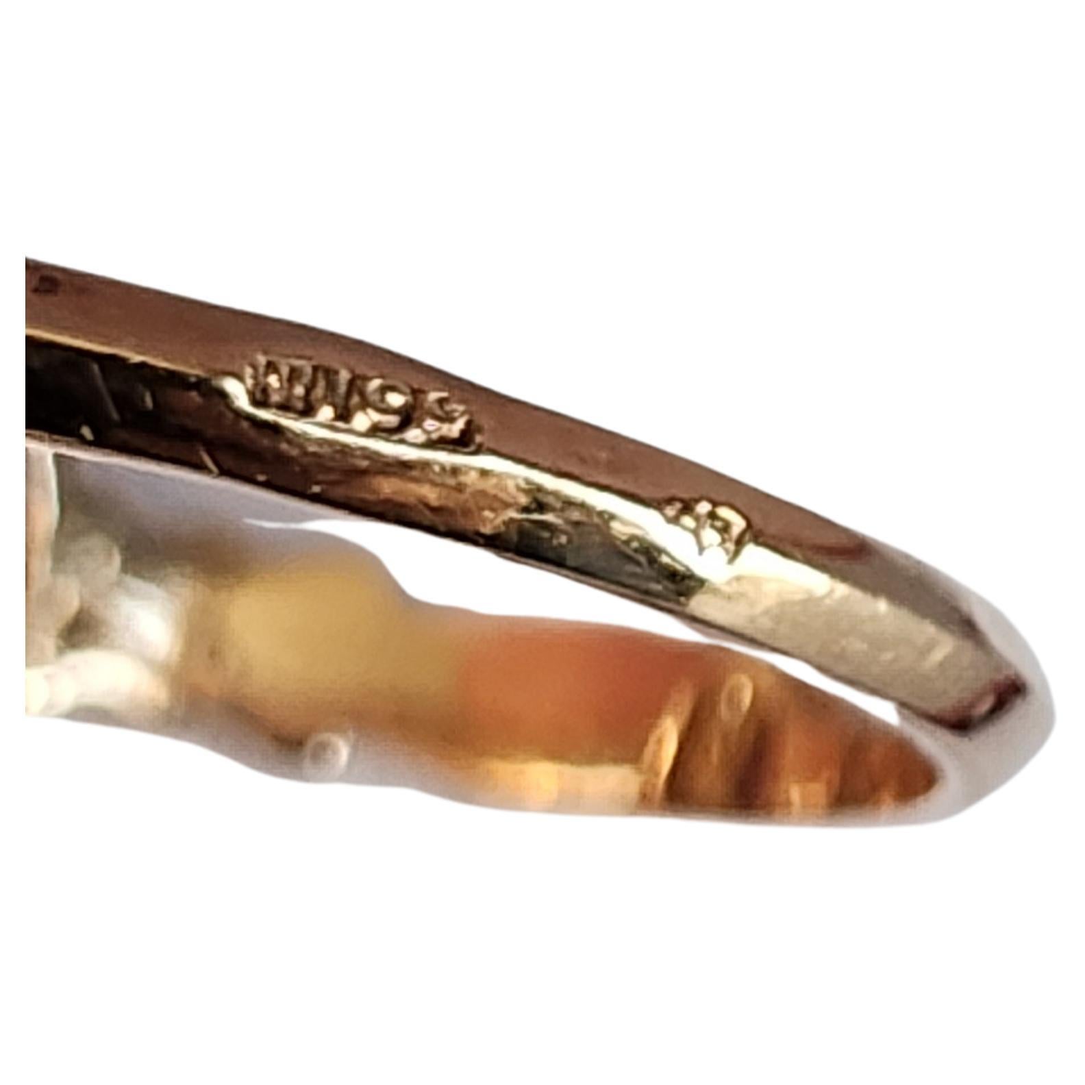Anillo Antiguo de Oro Ruso con Rubí Birmano y Diamantes en venta 3