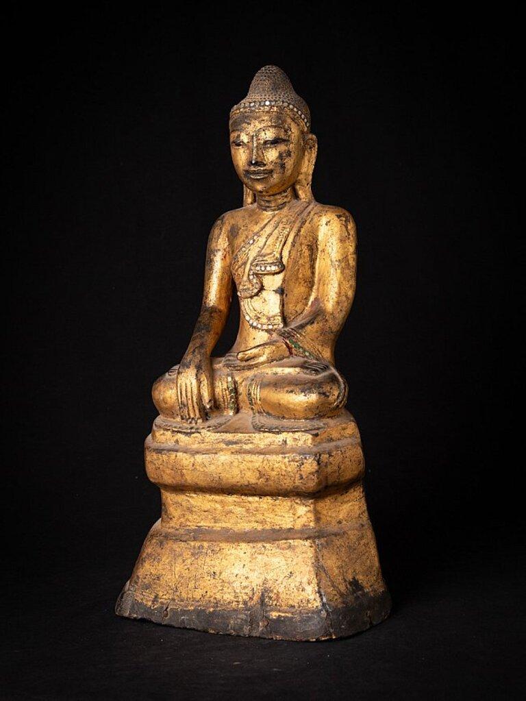 Material: lacquerware
53,3 cm high 
28,5 cm wide and 20,4 cm deep
Weight: 1.869 kgs
Gilded with 24 krt. gold
Shan (Tai Yai) style
Bhumisparsha mudra
Originating from Burma
18th Century.
 
