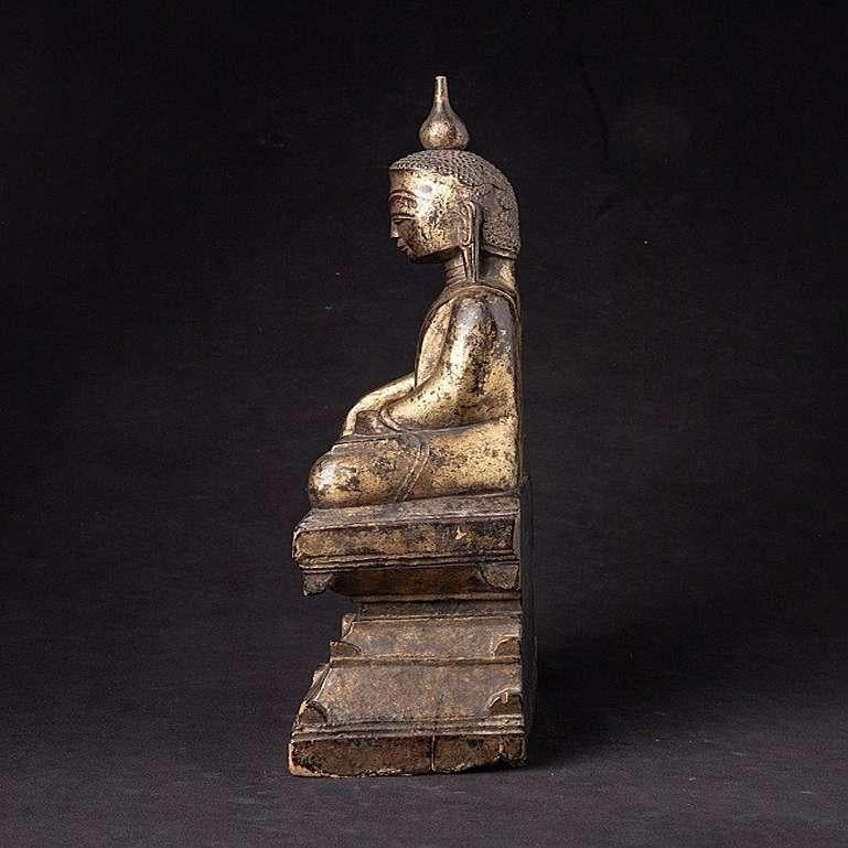 Antique Burmese Shan Buddha Statue from Burma In Good Condition For Sale In DEVENTER, NL