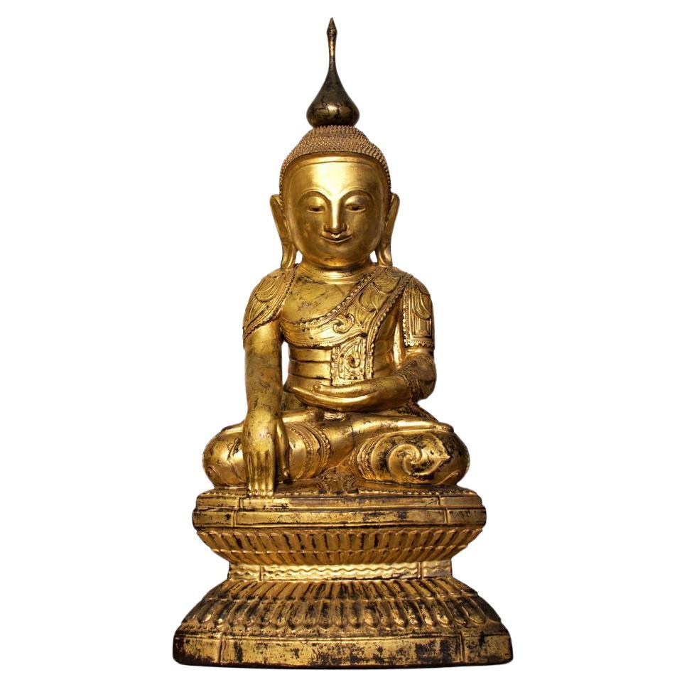 Antiker burmesischer Shan-Holz-Buddha mit Lack, Lack und goldenem Lederbezug, 19. Jahrhundert