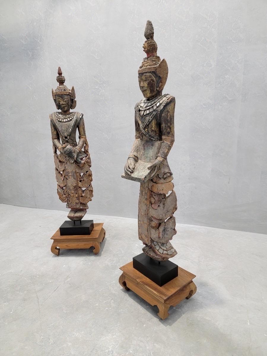 Antique Burmese Short Lacquered Wood Sculptures w/ Inlaid Colored Glass - Pair For Sale 6