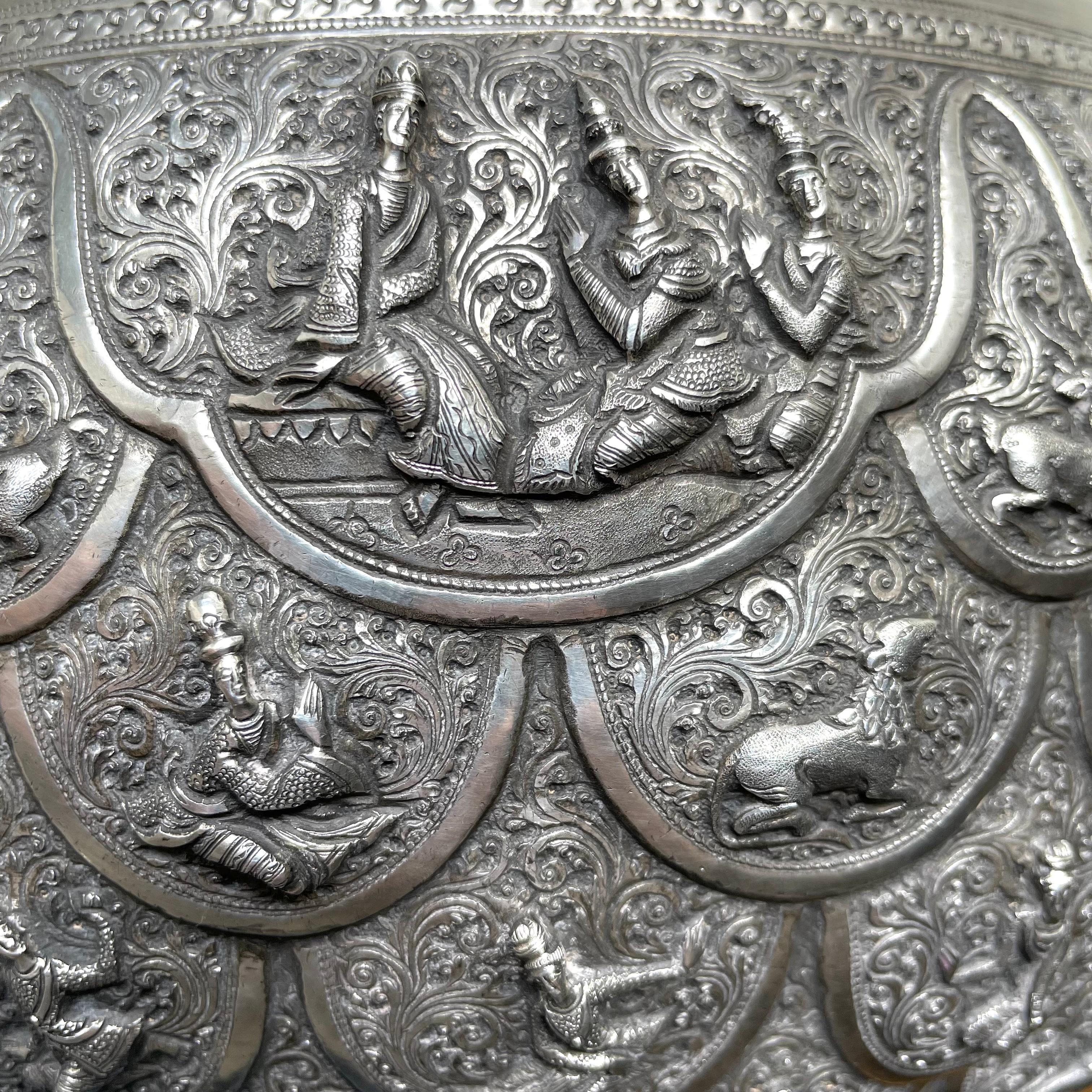 Etched Antique Burmese Silver Offering Bowl For Sale