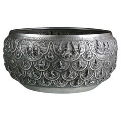 Bol à offrandes antique en argent birman