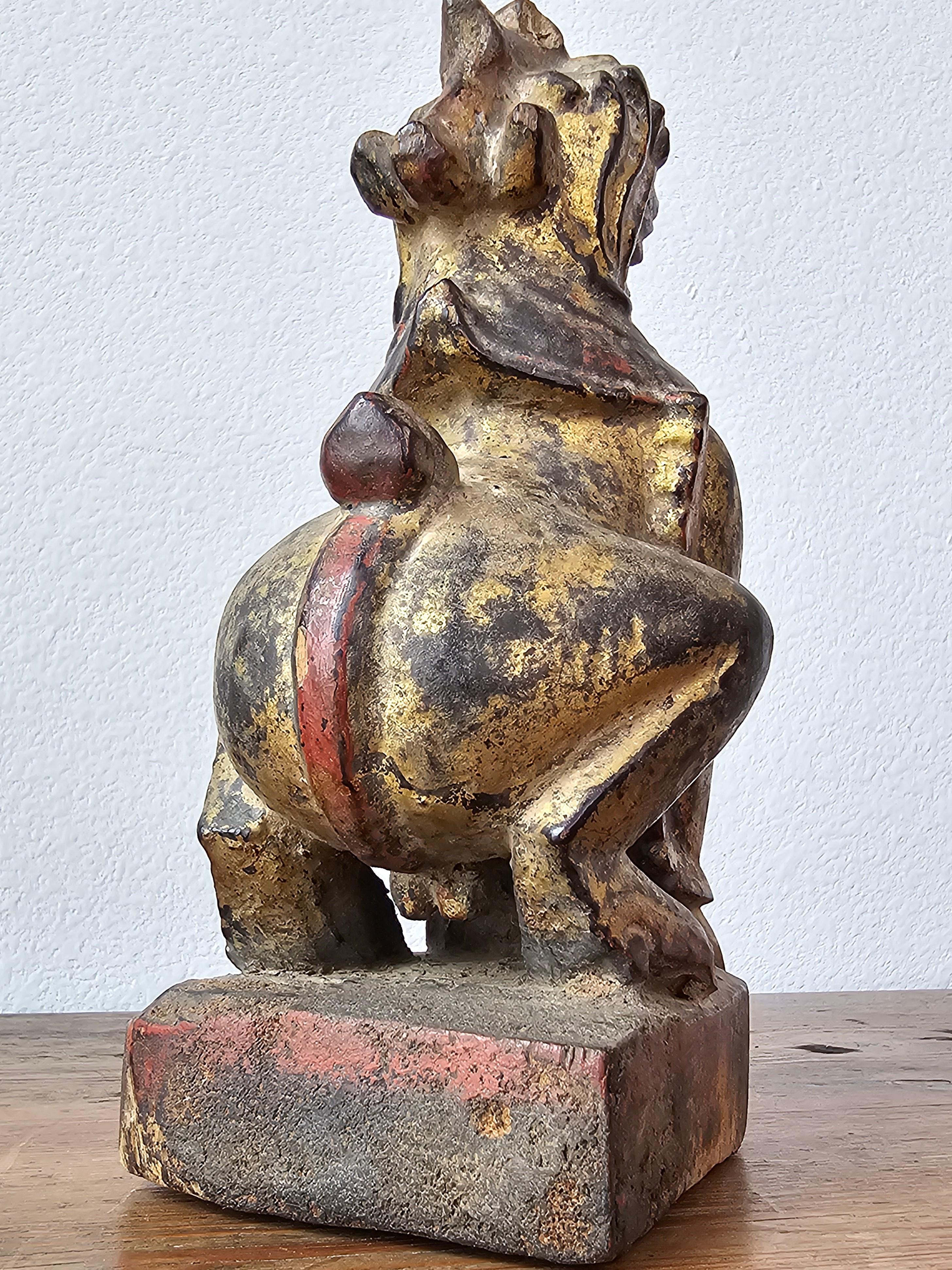 Antique Burmese Southeast Asian Foo Dog Lion Carved Wood Gilt Lacquer Figure 7