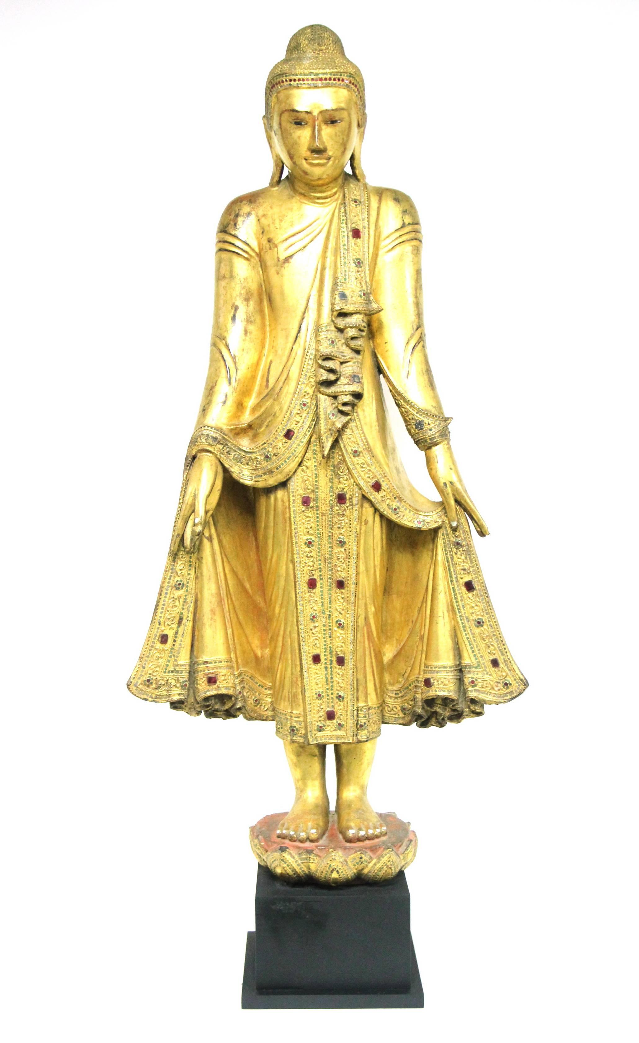 Antique Burmese Standing Buddha, Mandalay, Carved Giltwood, 19th Century In Excellent Condition In 10 Chater Road, HK