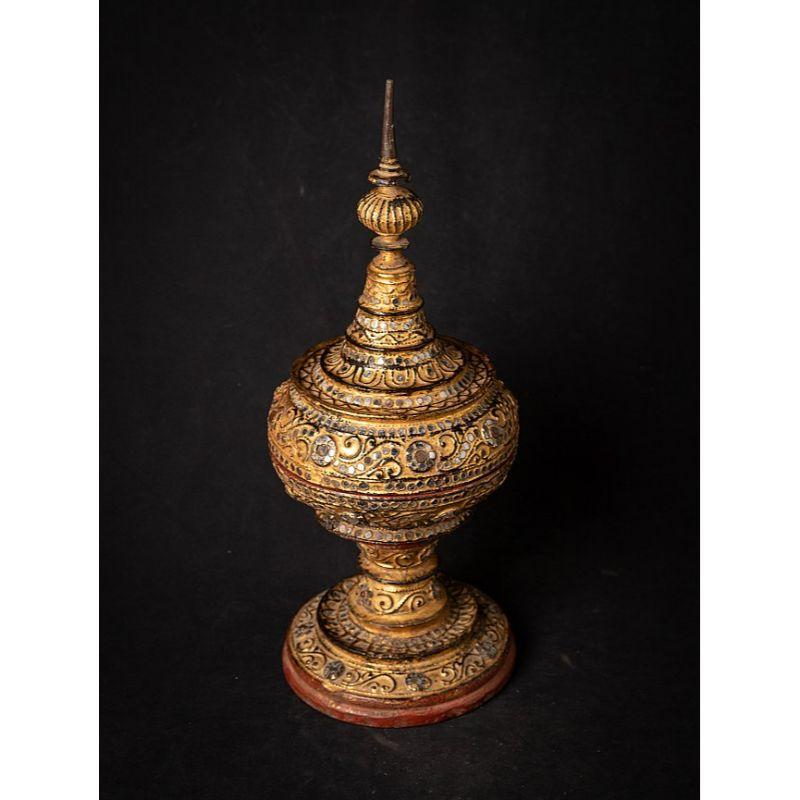 Antikes birmanisches Holzgefäß aus Burma im Angebot 2