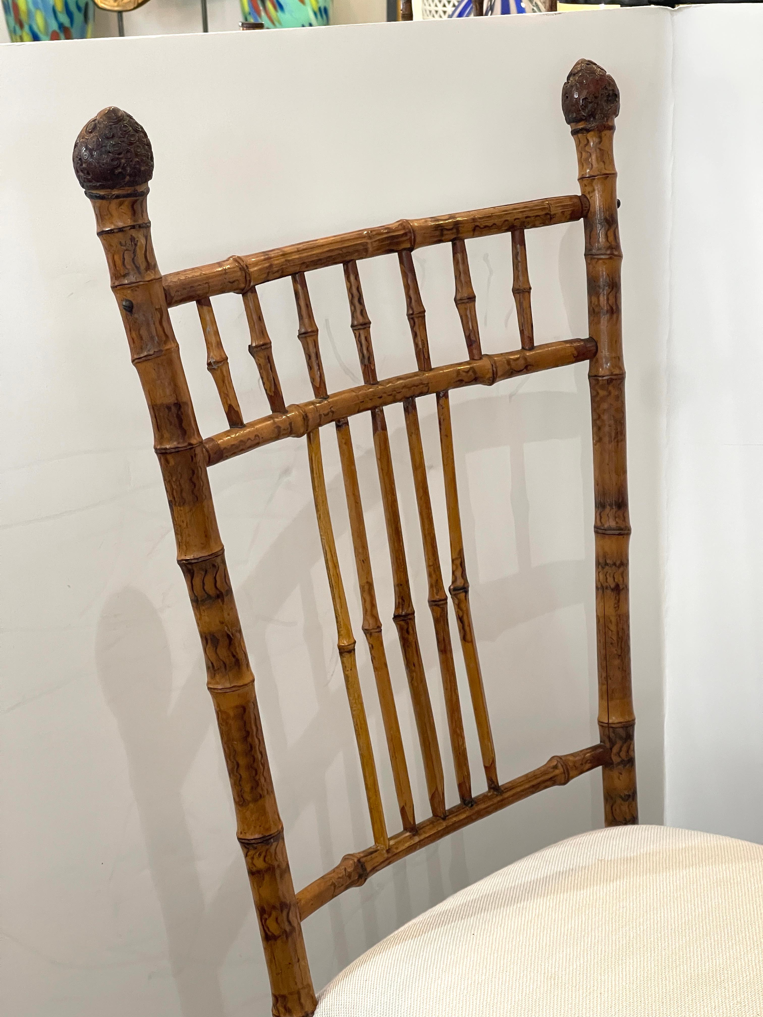 Antiker Schreibtischstuhl aus gebranntem Bambus und Roots-Bambus Details um 1890 (Handgefertigt) im Angebot