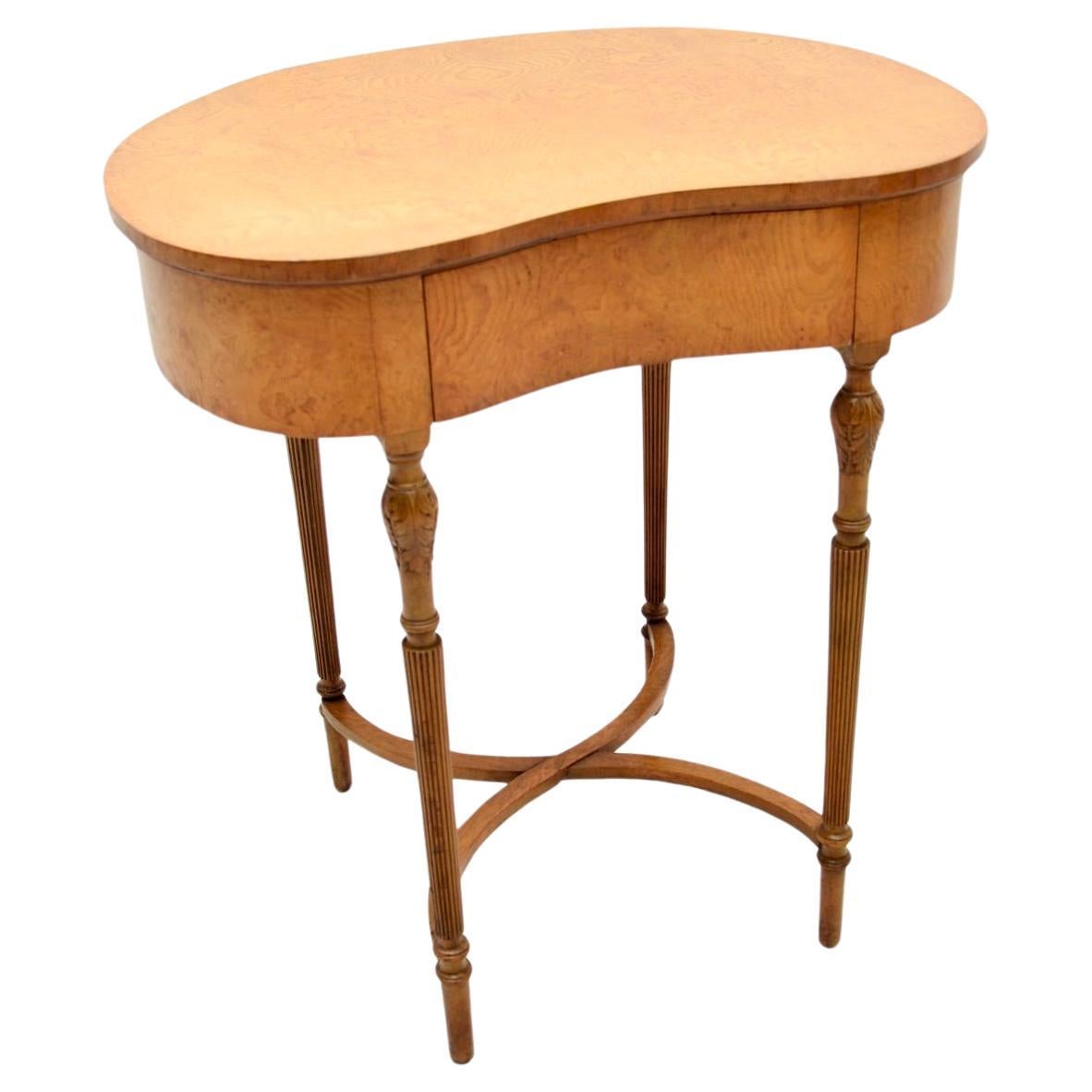 Antique Burr Elm Kidney Shape Side / Writing Table For Sale