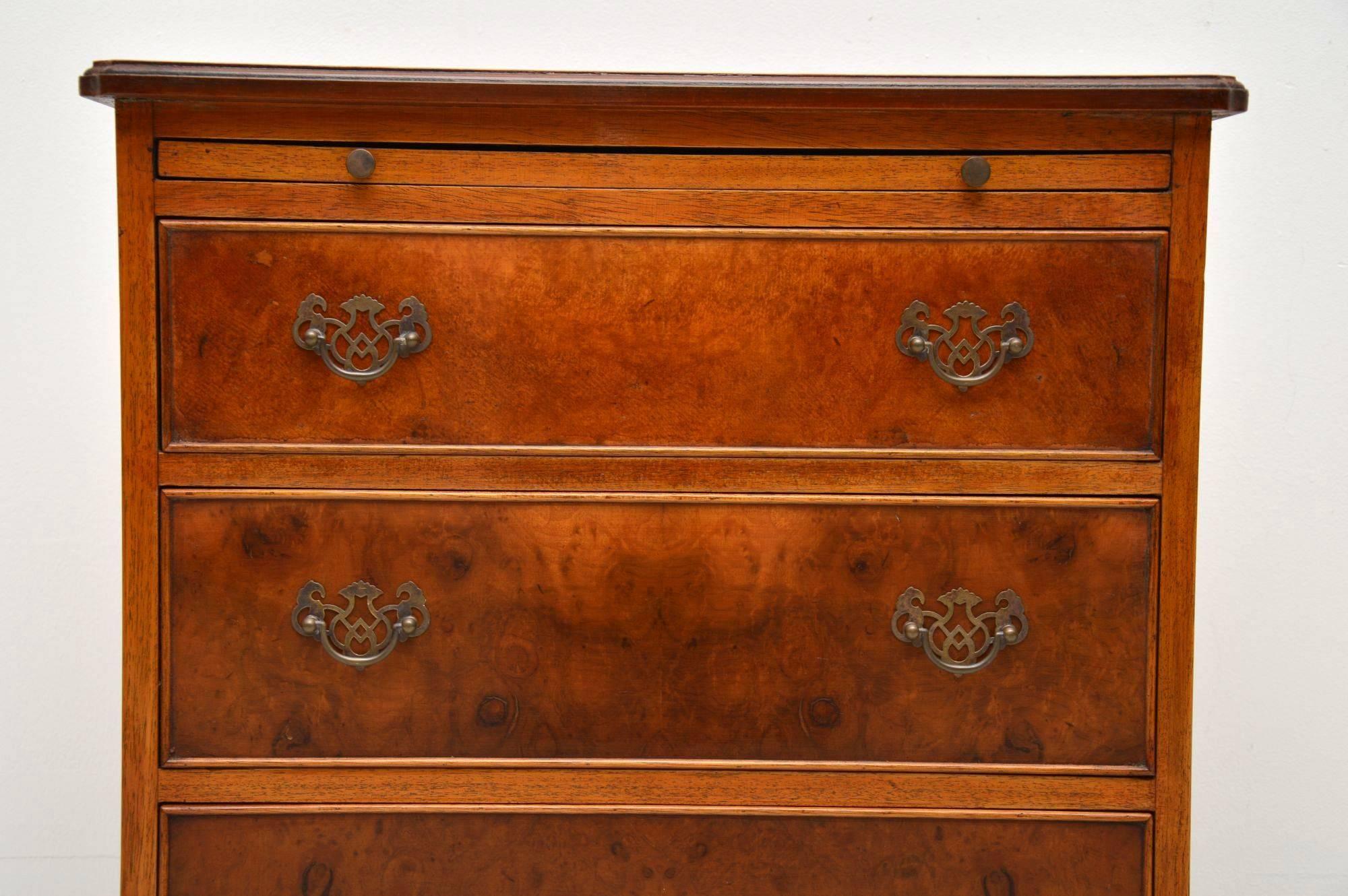 Antique Burr Walnut Bachelors Chest of Drawers 2