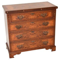 Commodes and Chests of Drawers