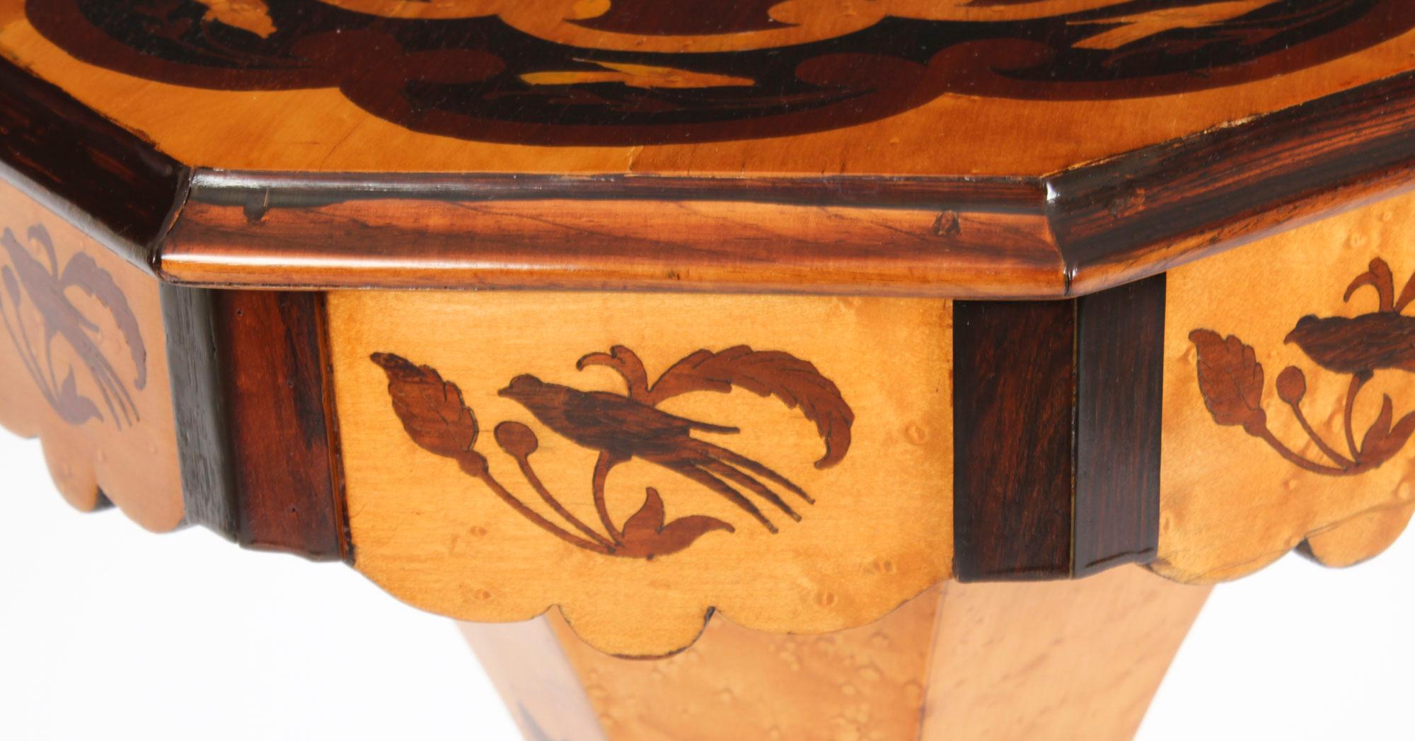 Ancienne boîte à couture en ronce de noyer et érable piqué 19ème siècle en vente 4